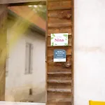 Les Bobos A La Ferme La Madelaine-sous-Montreuil