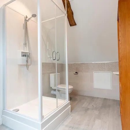 Les Bobos A La Ferme Bed & Breakfast 3*