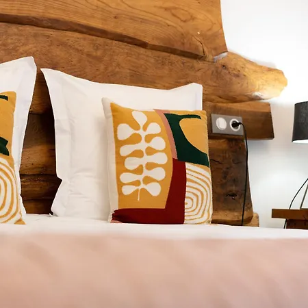 Les Bobos A La Ferme Bed & Breakfast 3*